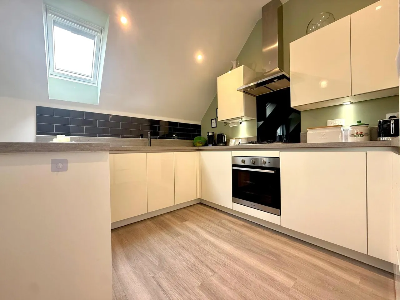 Brunswick Road, Deepcut, Camberley, Surrey, GU16 6FE, photo 3