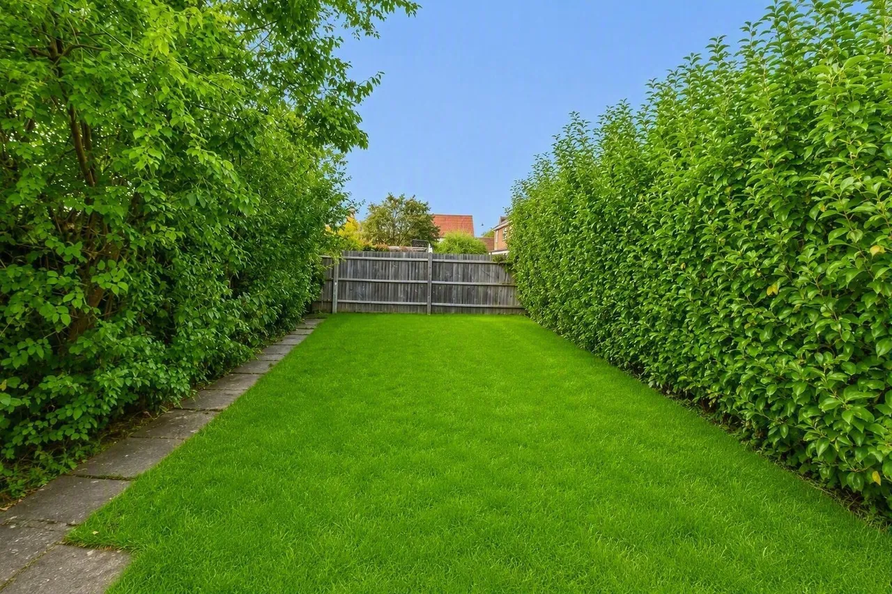 Bradenham Walk, Aylesbury, HP21, photo 11