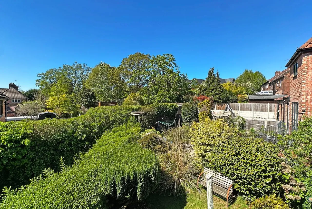 Tithebarn Road, Hale Barns, Cheshire WA15 0HW, photo 25