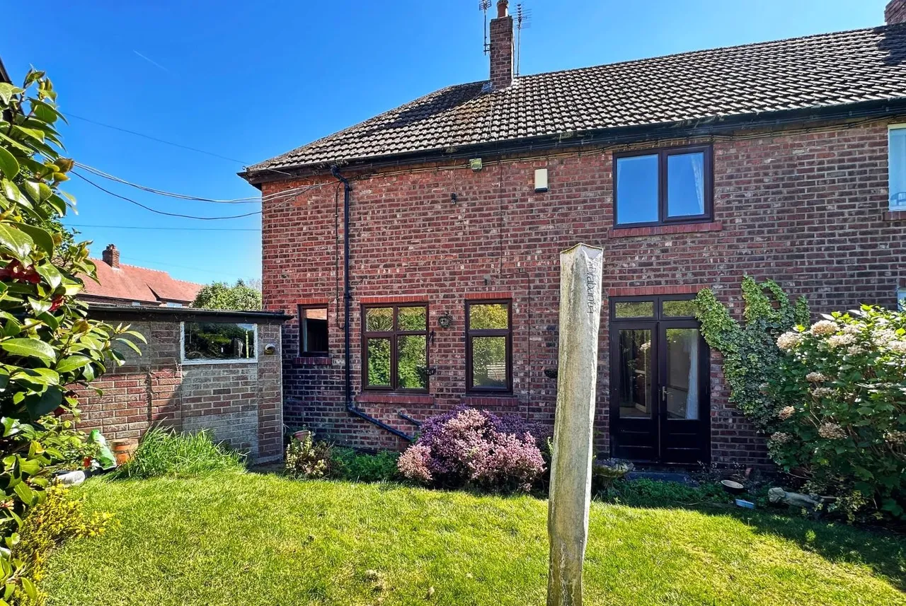 Tithebarn Road, Hale Barns, Cheshire WA15 0HW, photo 7