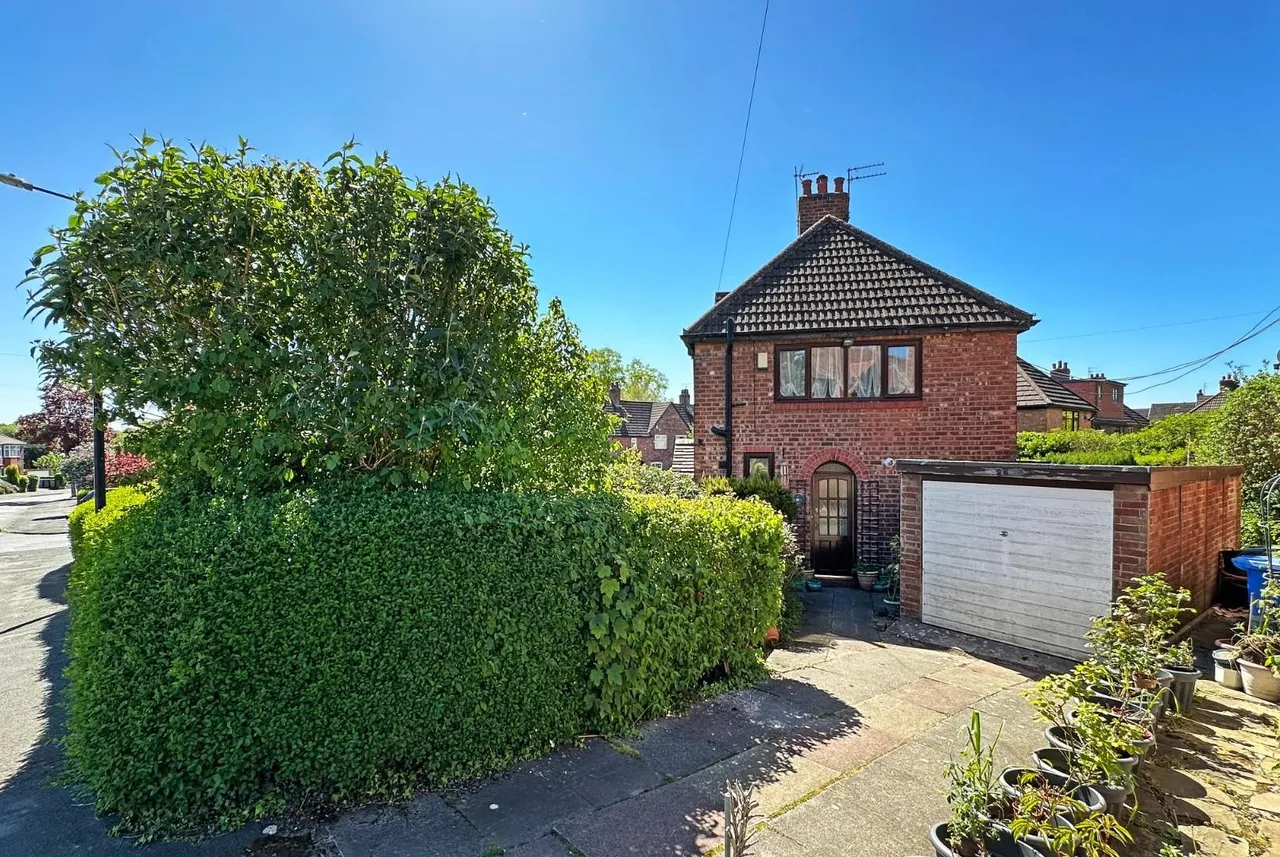 Tithebarn Road, Hale Barns, Cheshire WA15 0HW, photo 24