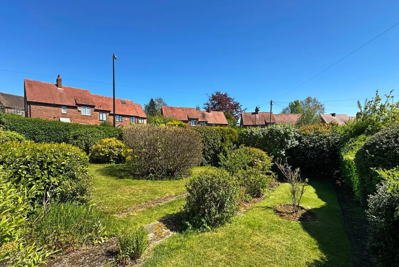 Tithebarn Road, Hale Barns, Cheshire WA15 0HW, photo 18