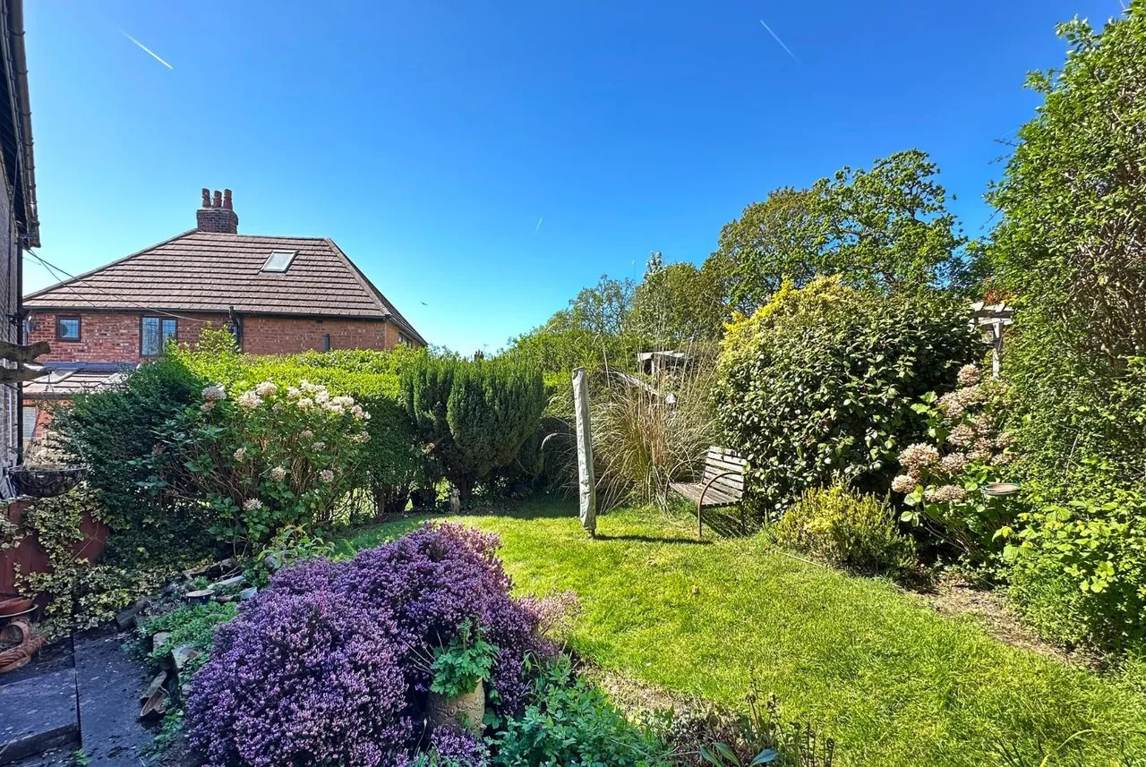 Tithebarn Road, Hale Barns, Cheshire WA15 0HW, photo 27