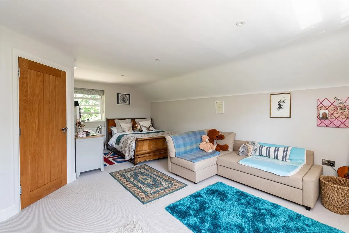 Heath View, East Horsley, KT24, photo 23