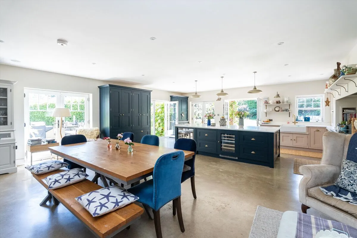 Heath View, East Horsley, KT24, photo 5