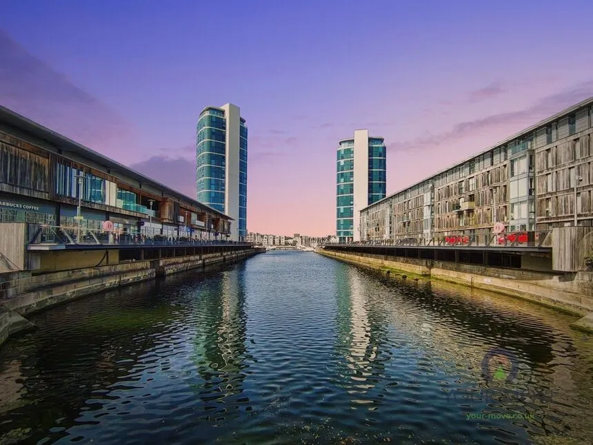 1 bed flat for sale — Chatham Quays, Dock Head Road, Kent, ME4