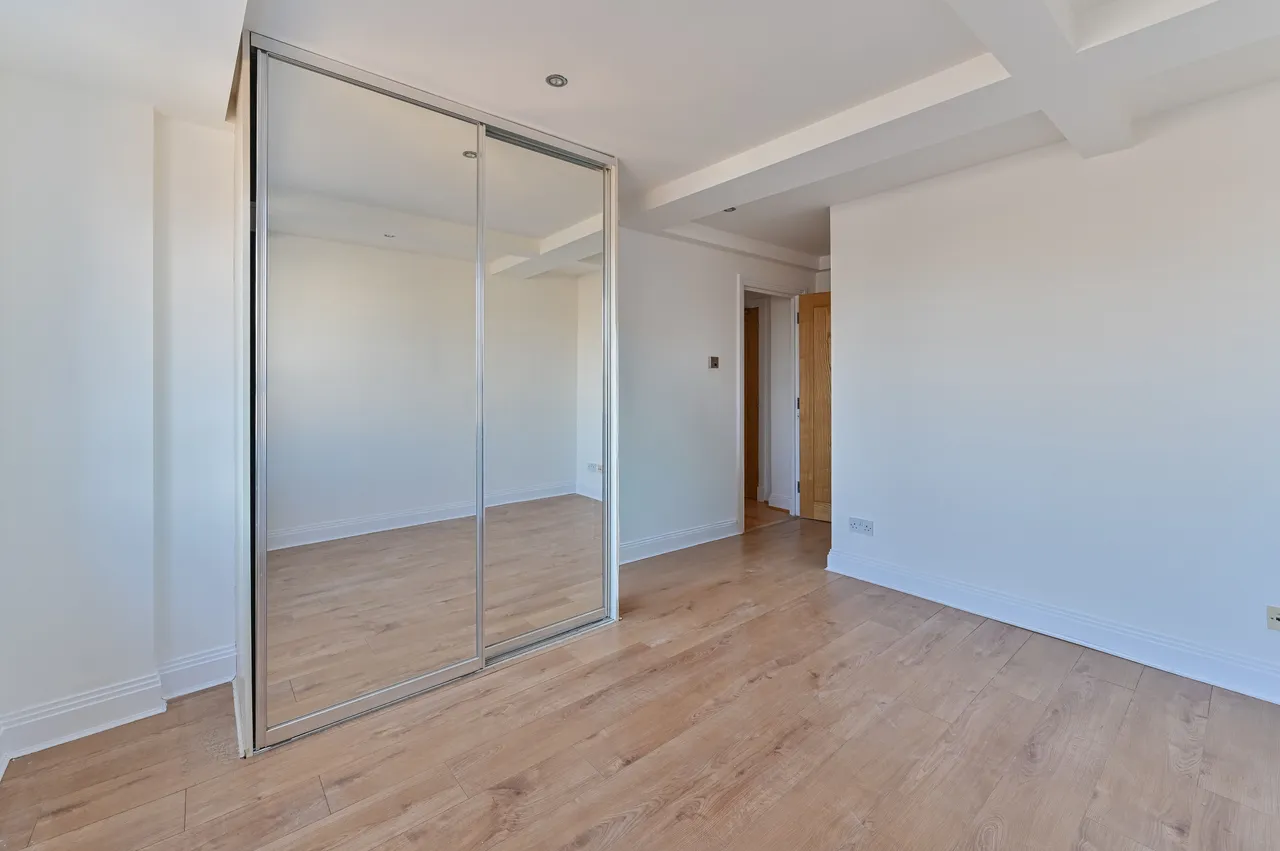 Flat 13, 135 Vanbrugh Hill, London, photo 10