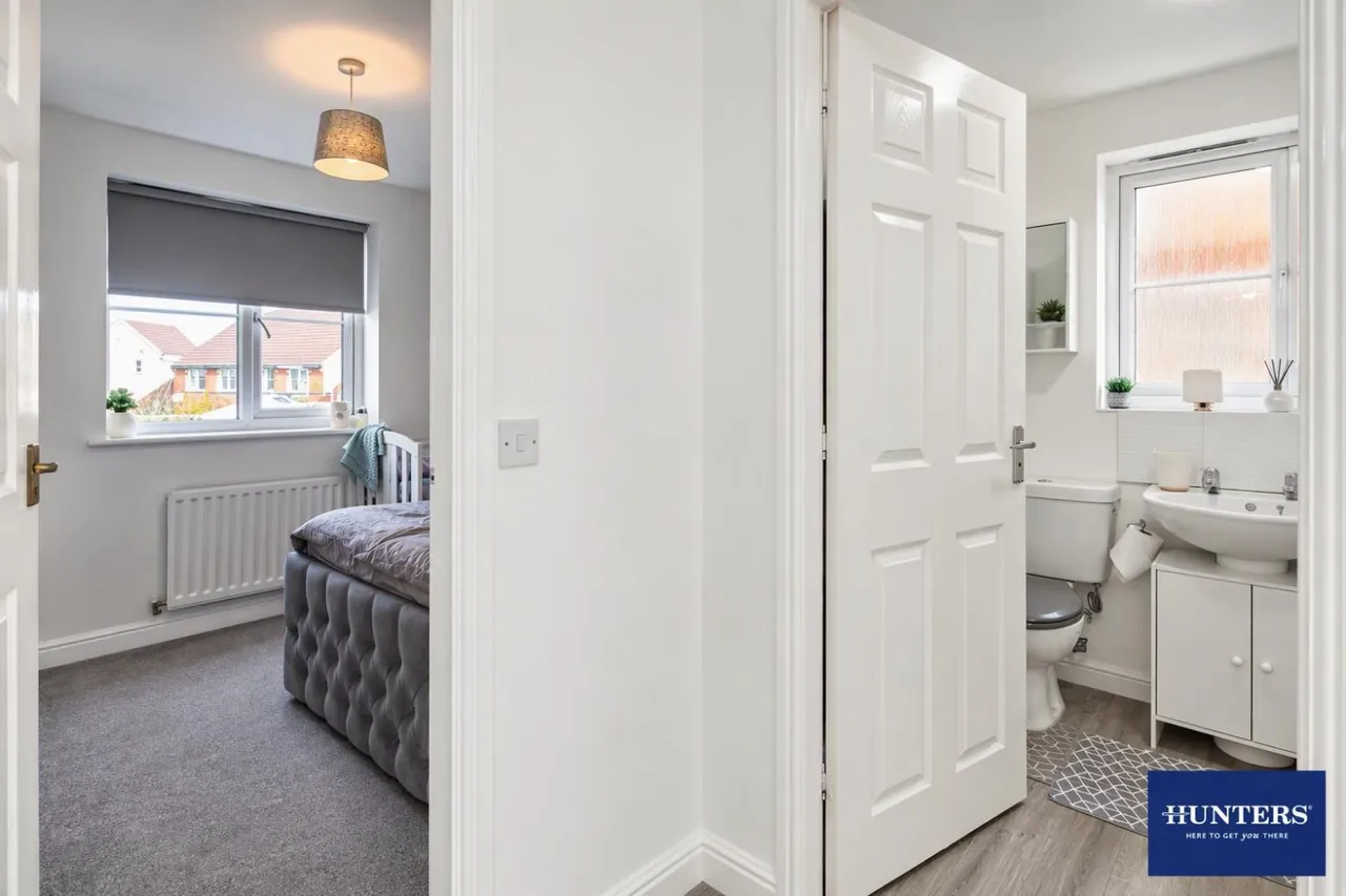Thornroyd Drive, Bradford, BD4, photo 12