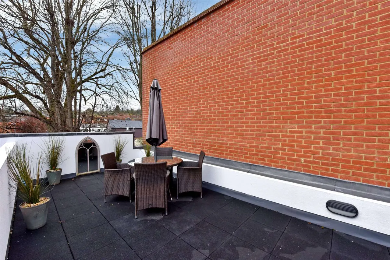 Tuns Lane, Henley-on-Thames, Oxfordshire, RG9 1SA, photo 10