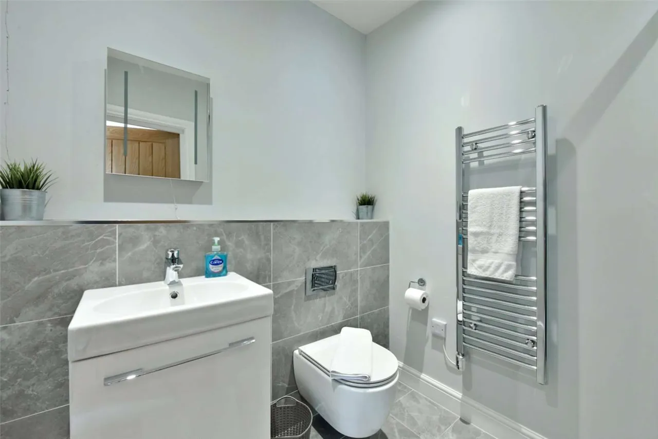 Tuns Lane, Henley-on-Thames, Oxfordshire, RG9 1SA, photo 6