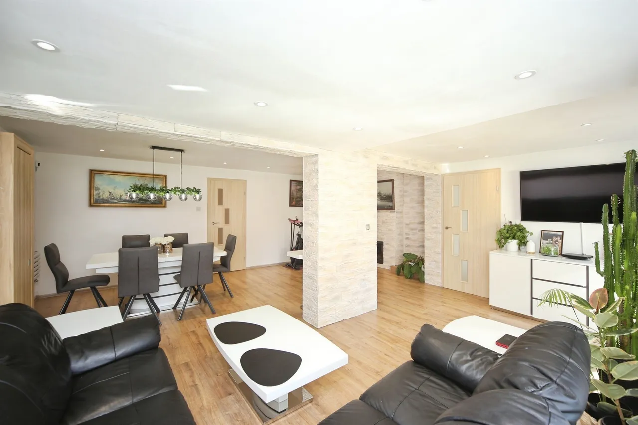 Jolyffe Park Road, Stratford-Upon-Avon, CV37, photo 3