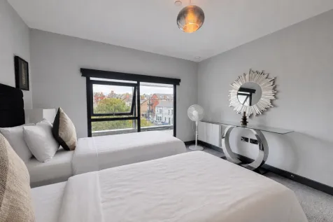 Flat 4, The Moorwell, Windsor Road, Penarth, Vale Of Glamorgan, photo 19