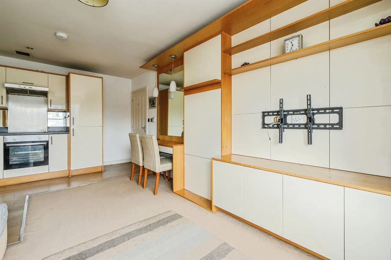 Exeter Street, Plymouth, PL4, photo 14