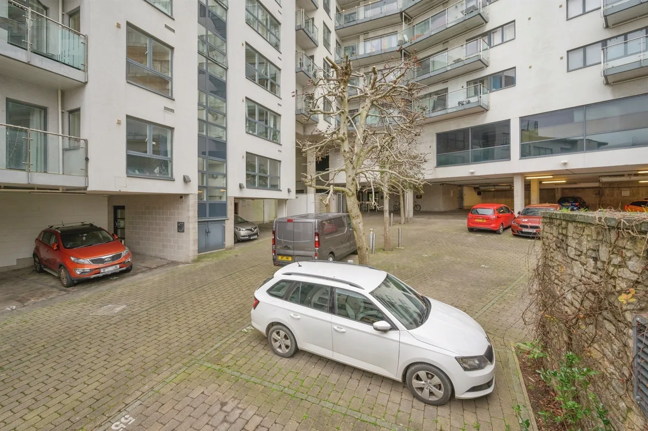 Exeter Street, Plymouth, PL4, photo 16