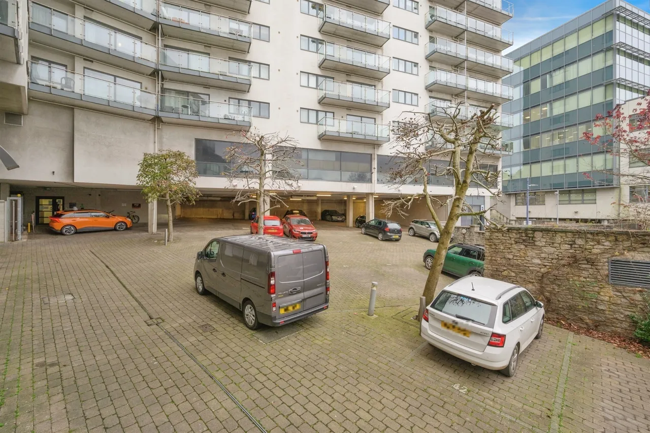 Exeter Street, Plymouth, PL4, photo 15