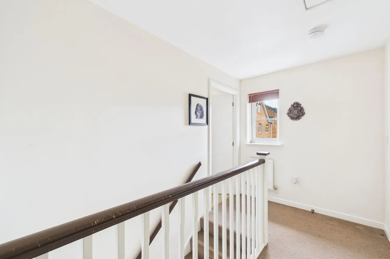 Draper Way, Leighton Buzzard, LU7, photo 9