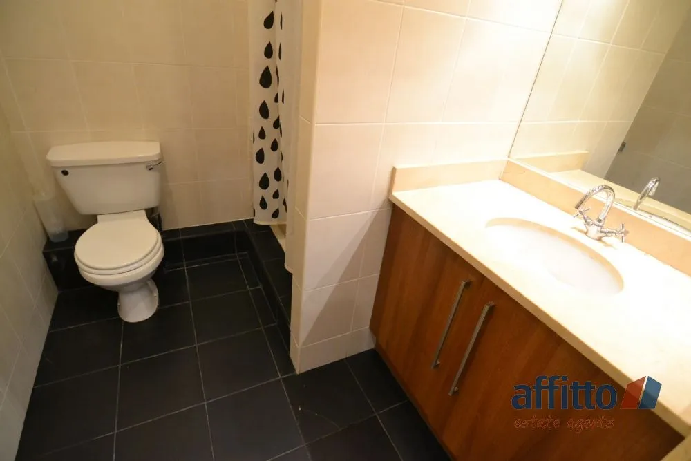 Osterley Gardens, Chevy Road, Hanwell, Hanwell, UB2 4UW, photo 9