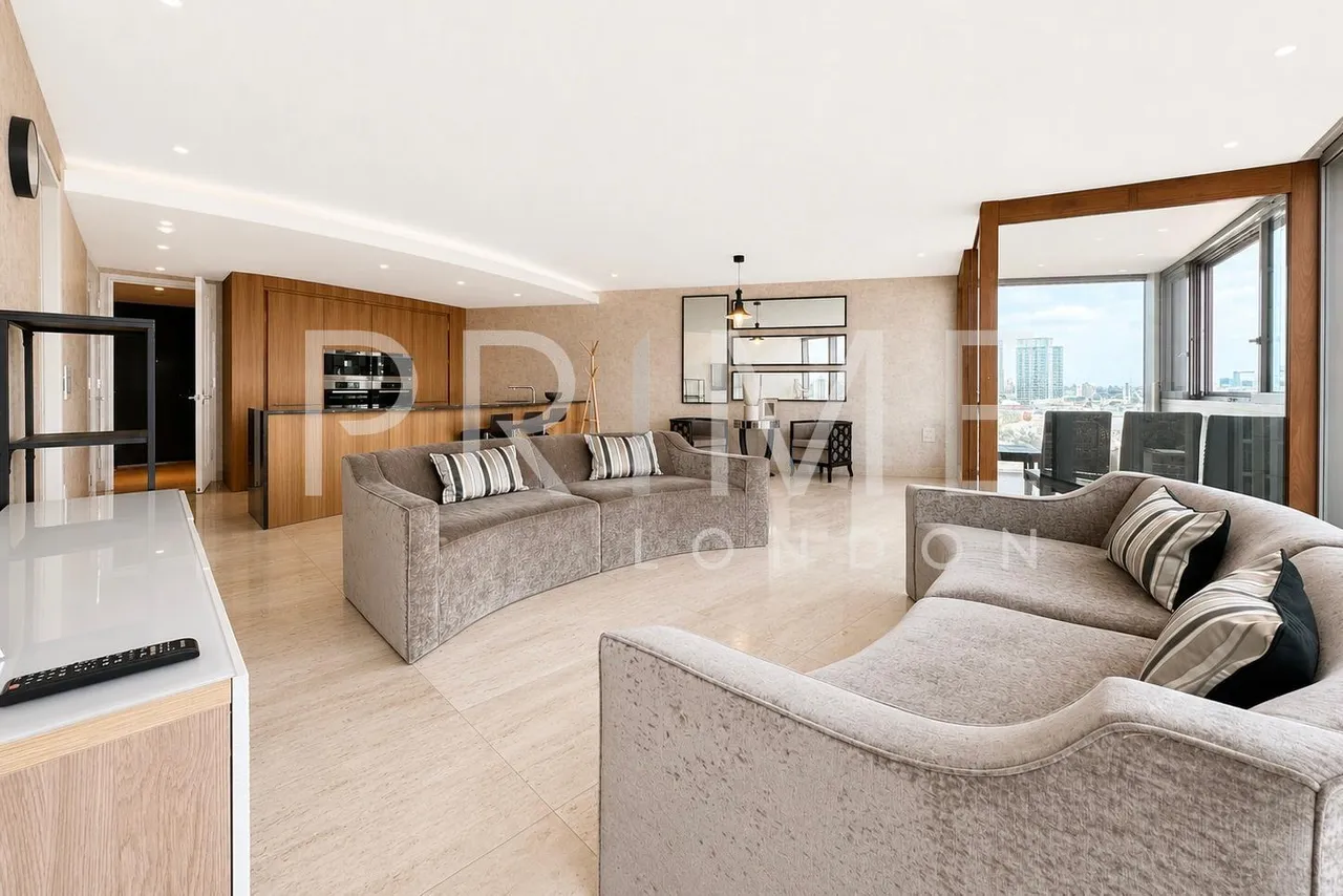 The Tower, One St George Wharf, SW8, photo 4