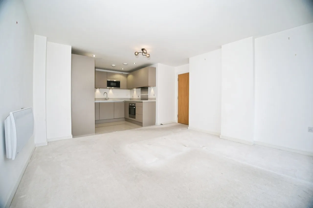 Douglas House, Ferry Court, Cardiff, CF11, photo 2
