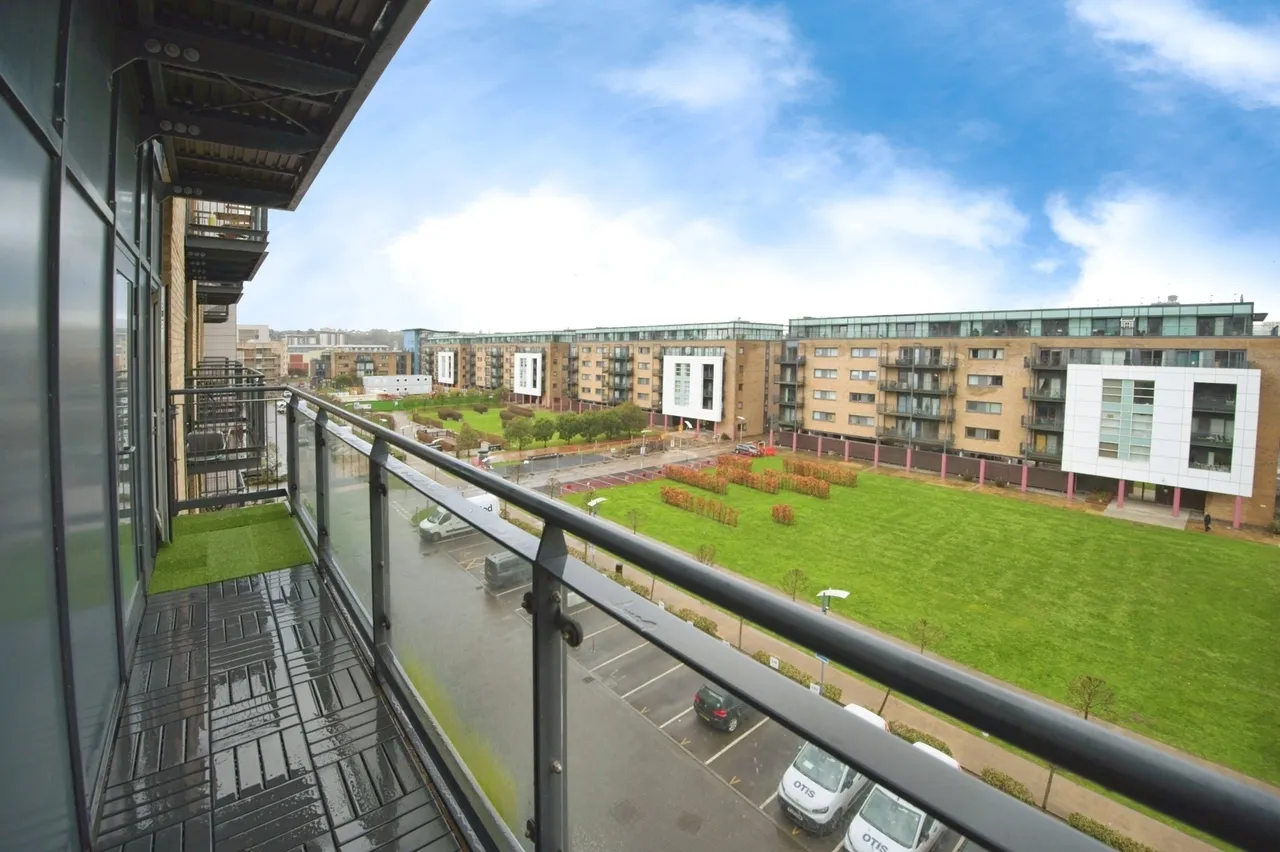 Douglas House, Ferry Court, Cardiff, CF11, photo 16
