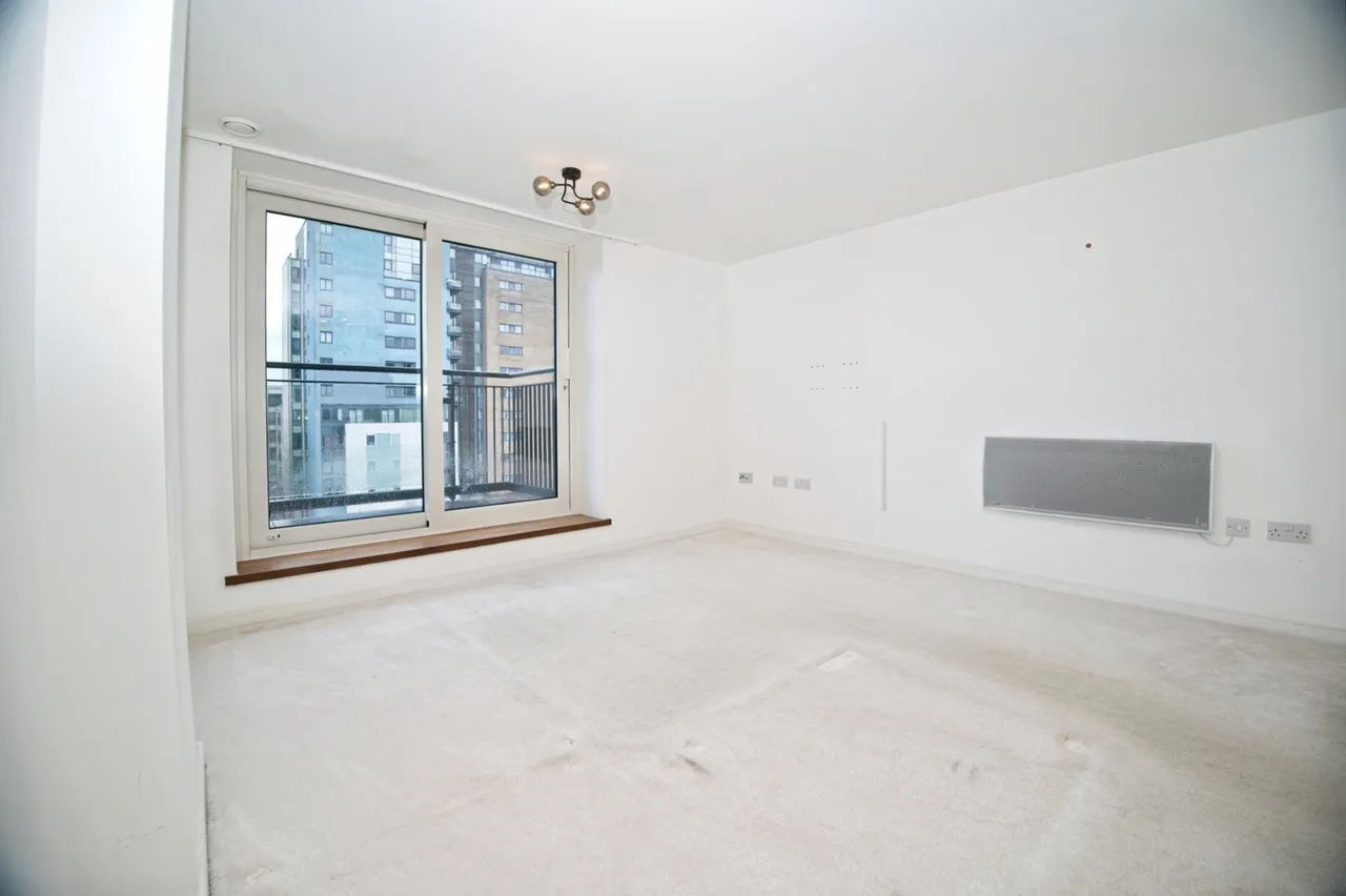Douglas House, Ferry Court, Cardiff, CF11, photo 6