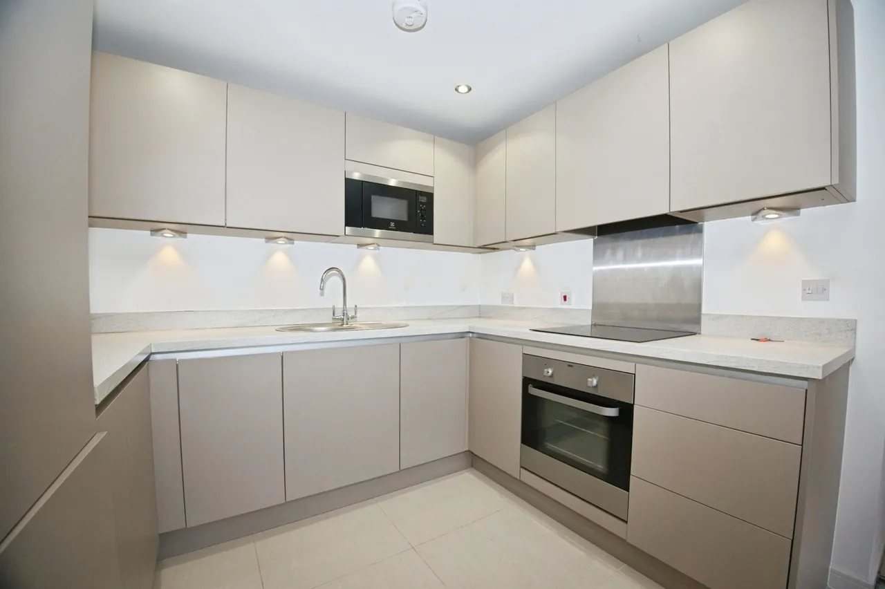 Douglas House, Ferry Court, Cardiff, CF11, photo 3