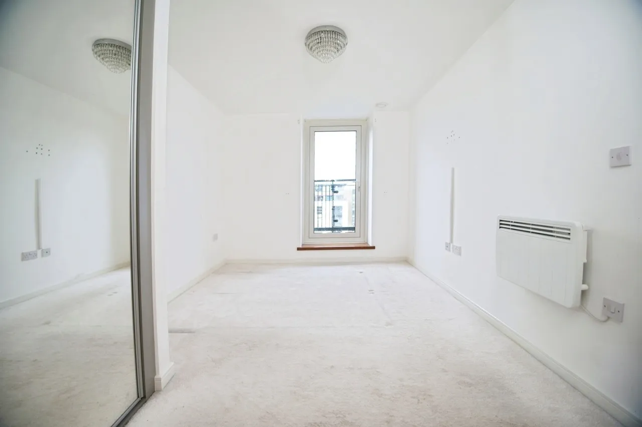 Douglas House, Ferry Court, Cardiff, CF11, photo 13