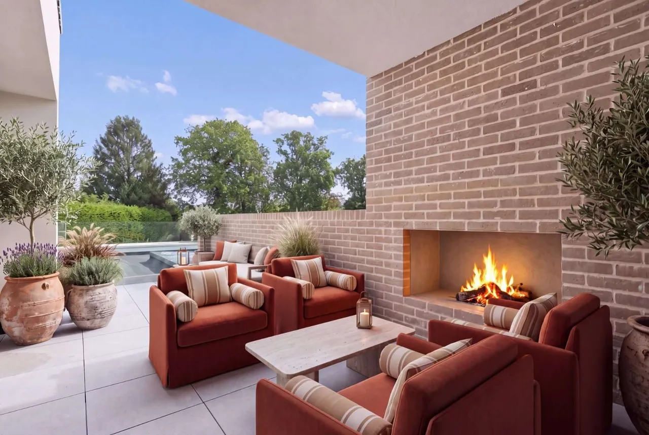 Birds Hill Road, Oxshott, Leatherhead, Surrey, KT22 0NJ, photo 5