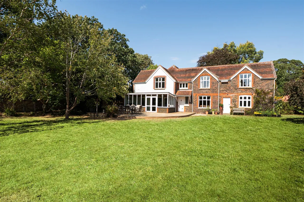 4 bed house for sale — Titchfield Road, Stubbington