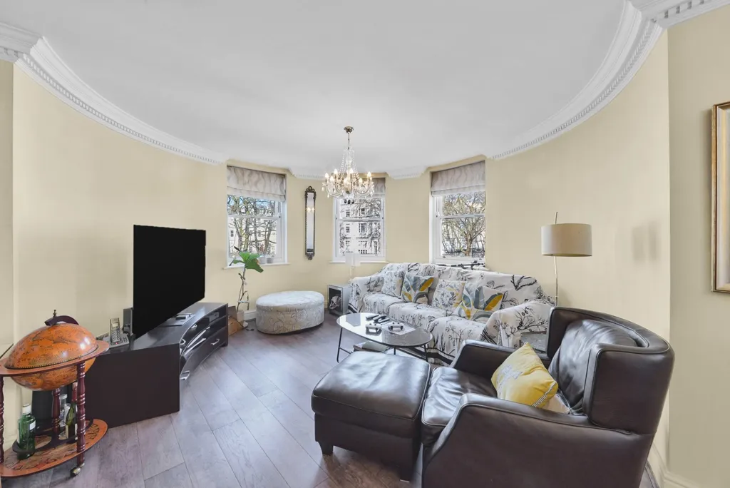 Holland Park Avenue, Holland Park, W11, photo 2
