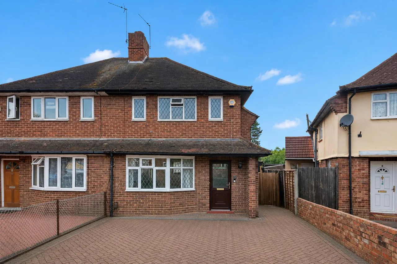 Bramble Close, Hillingdon, photo 10