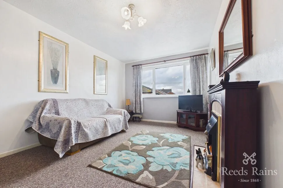 Willow Court, Castleford, West Yorkshire, WF10, photo 4
