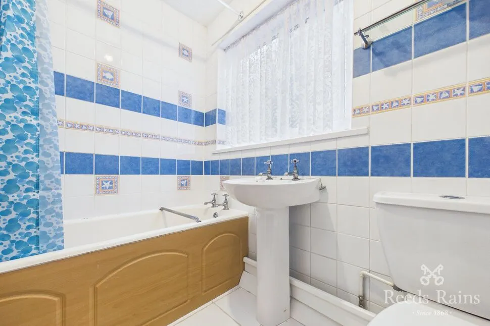 Willow Court, Castleford, West Yorkshire, WF10, photo 7