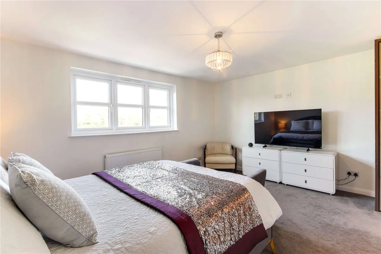 High Street, Cowden, TN8, photo 6