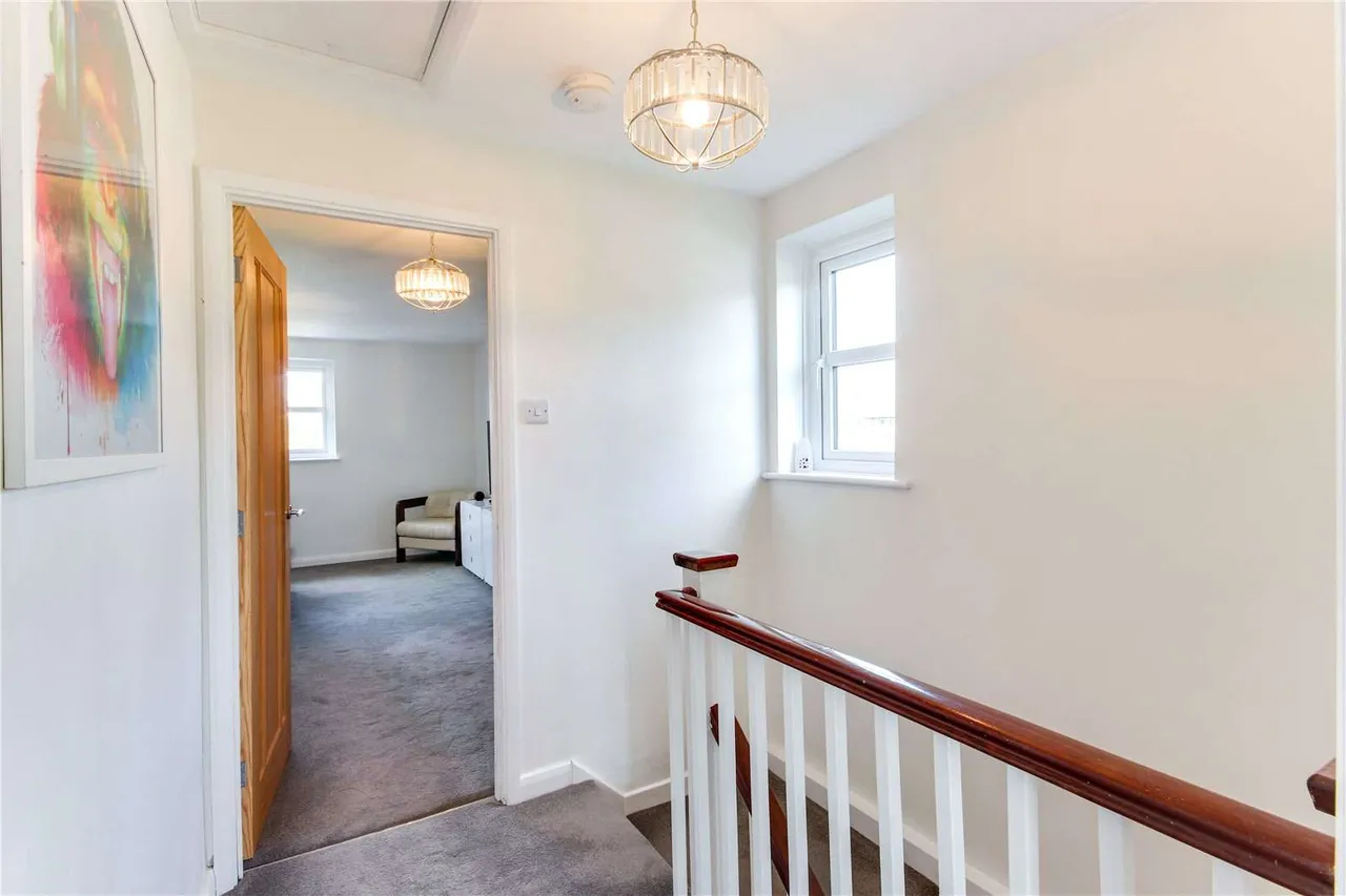 High Street, Cowden, TN8, photo 8