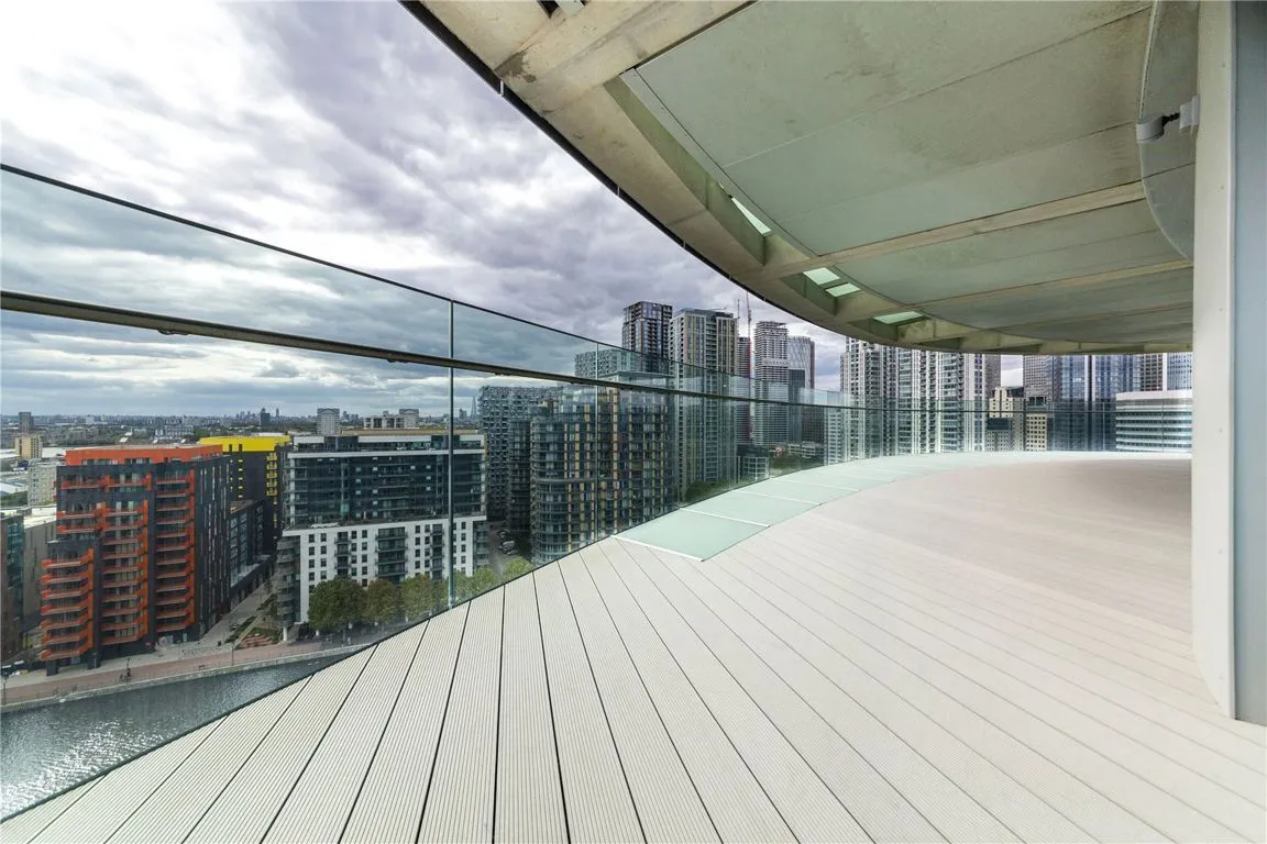 Arena Tower, London, photo 12