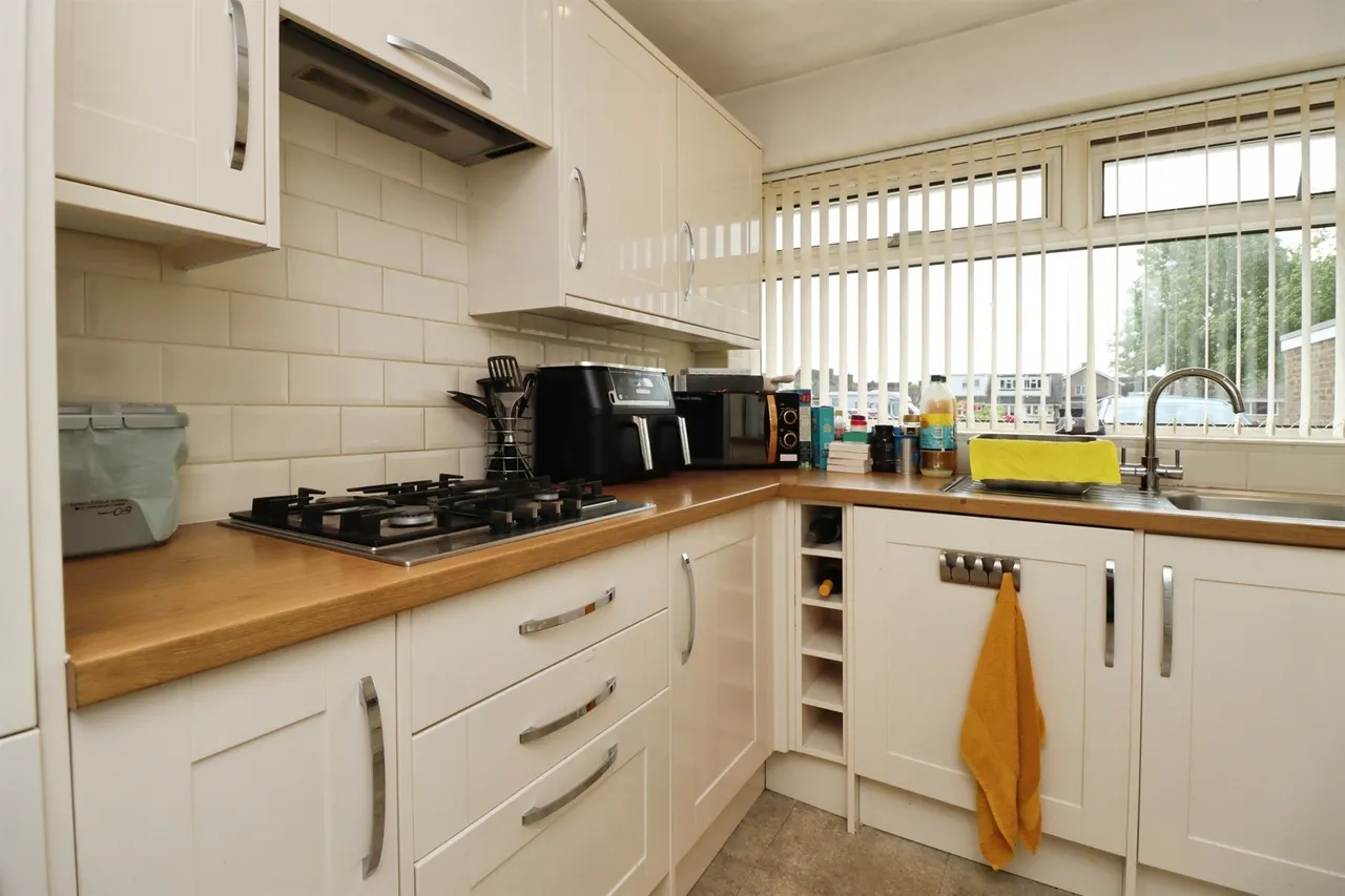 Stockholm Close, Corby, NN18, photo 2