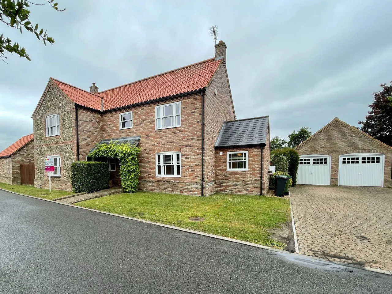 4 bed house to rent — Harrison Way, Hockwold, THETFORD