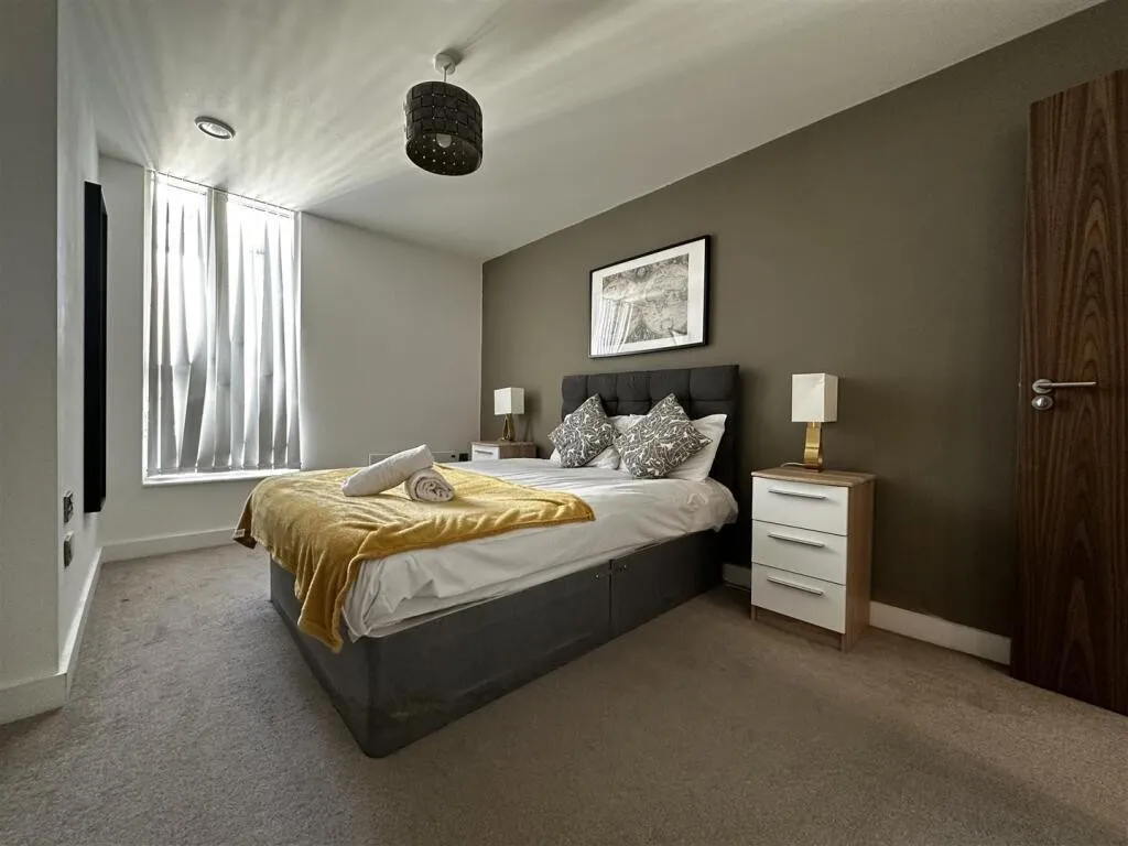 Cambridge Street, Manchester, M1, photo 2