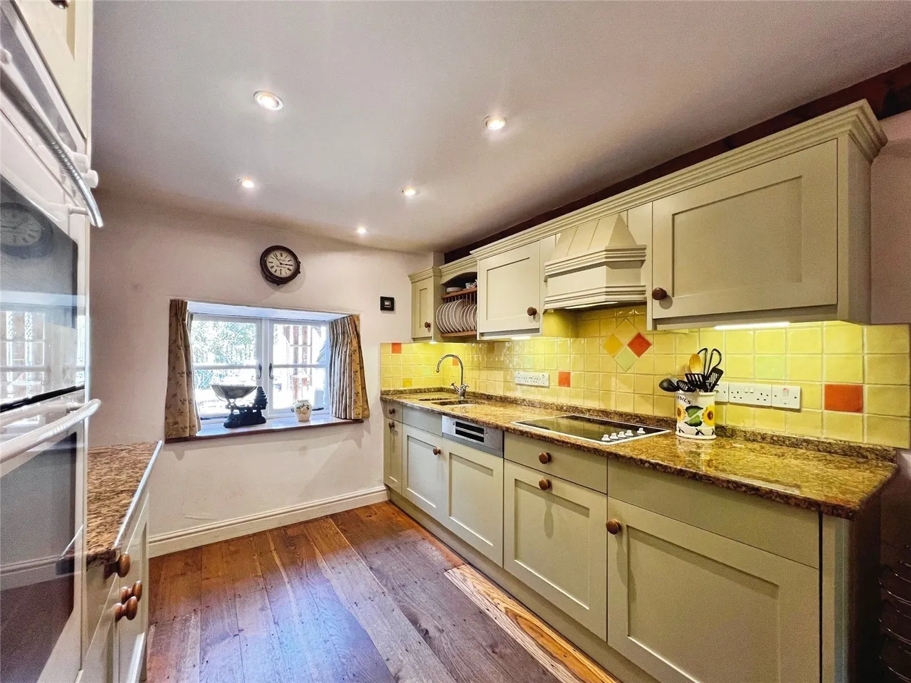 Church Lane, Burford, OX18, photo 7