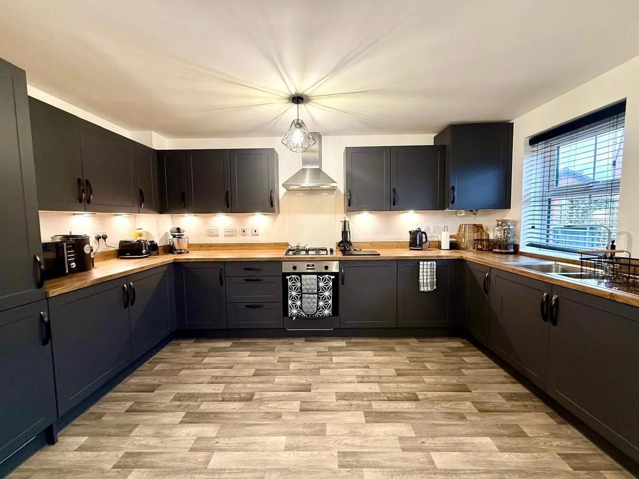 Quince Avenue, Swindon, Wiltshire, SN1 7EU, photo 5