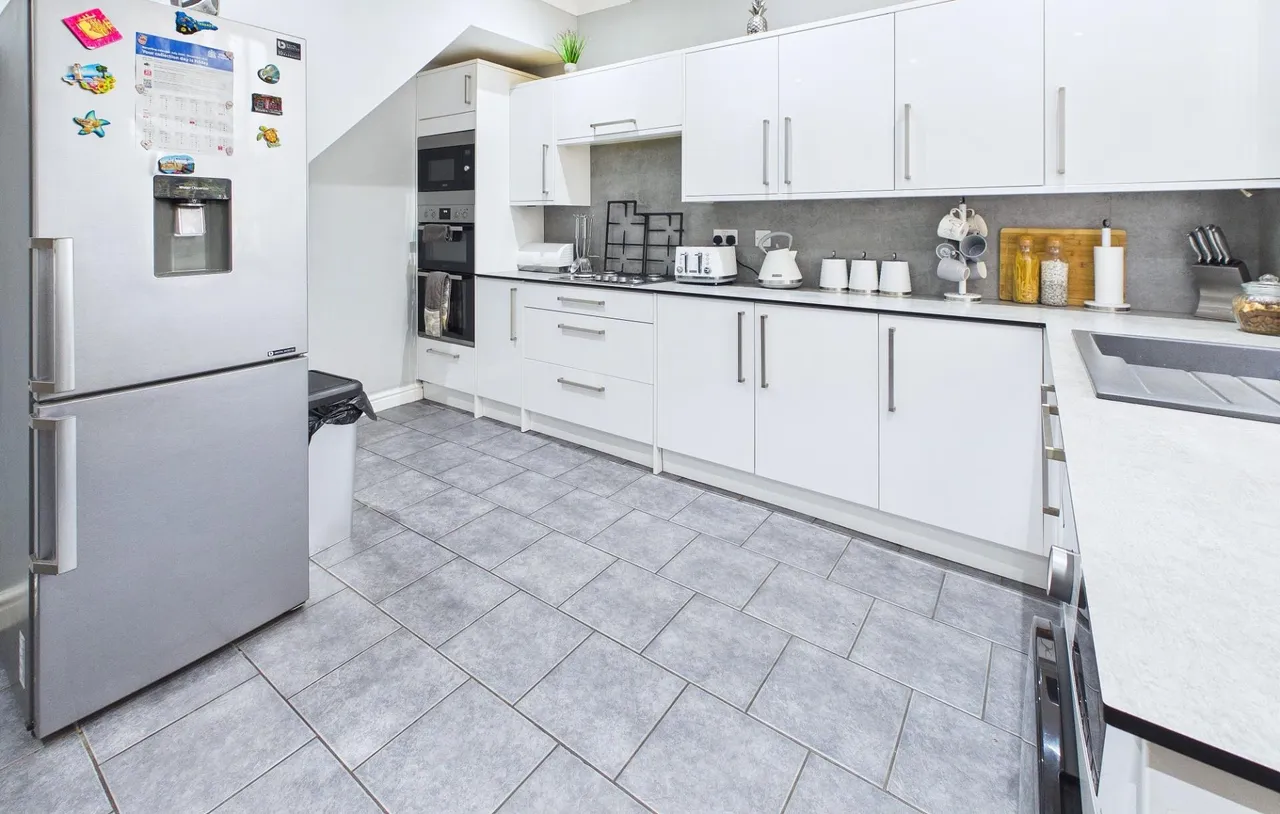Warrington Road, Wigan, WN3, photo 10