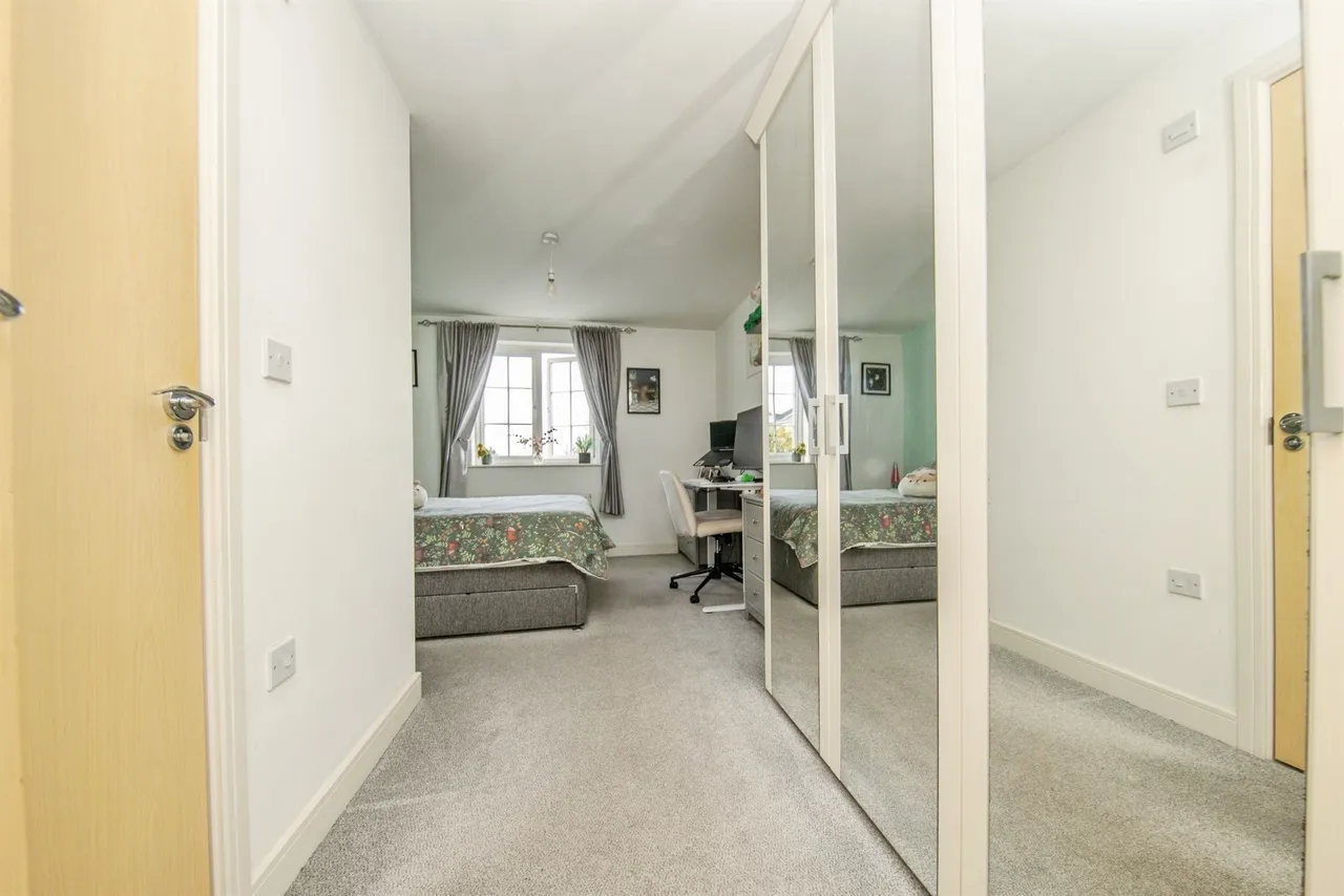 Apprentice Drive, Braiswick Park, COLCHESTER, photo 11