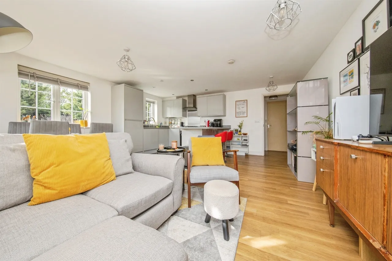 Apprentice Drive, Braiswick Park, COLCHESTER, photo 7