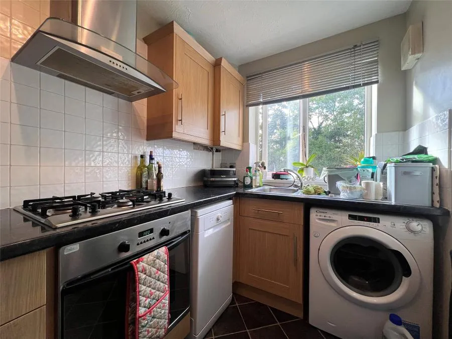 Long Mead, Yate, BS37, photo 2