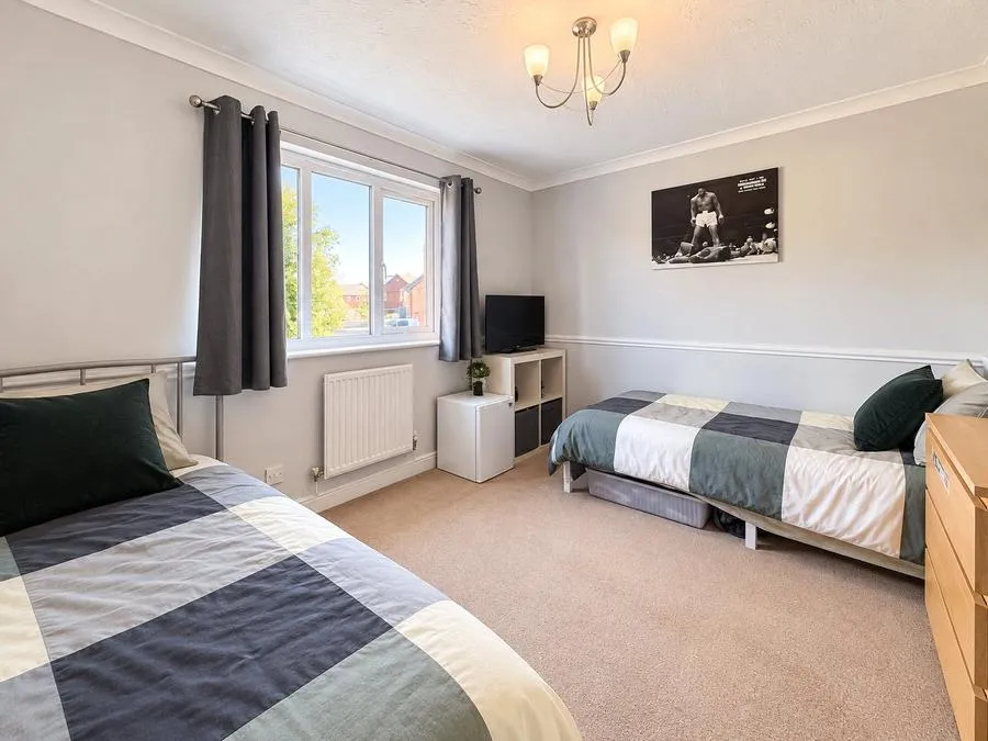 Long Mead, Yate, BS37, photo 7