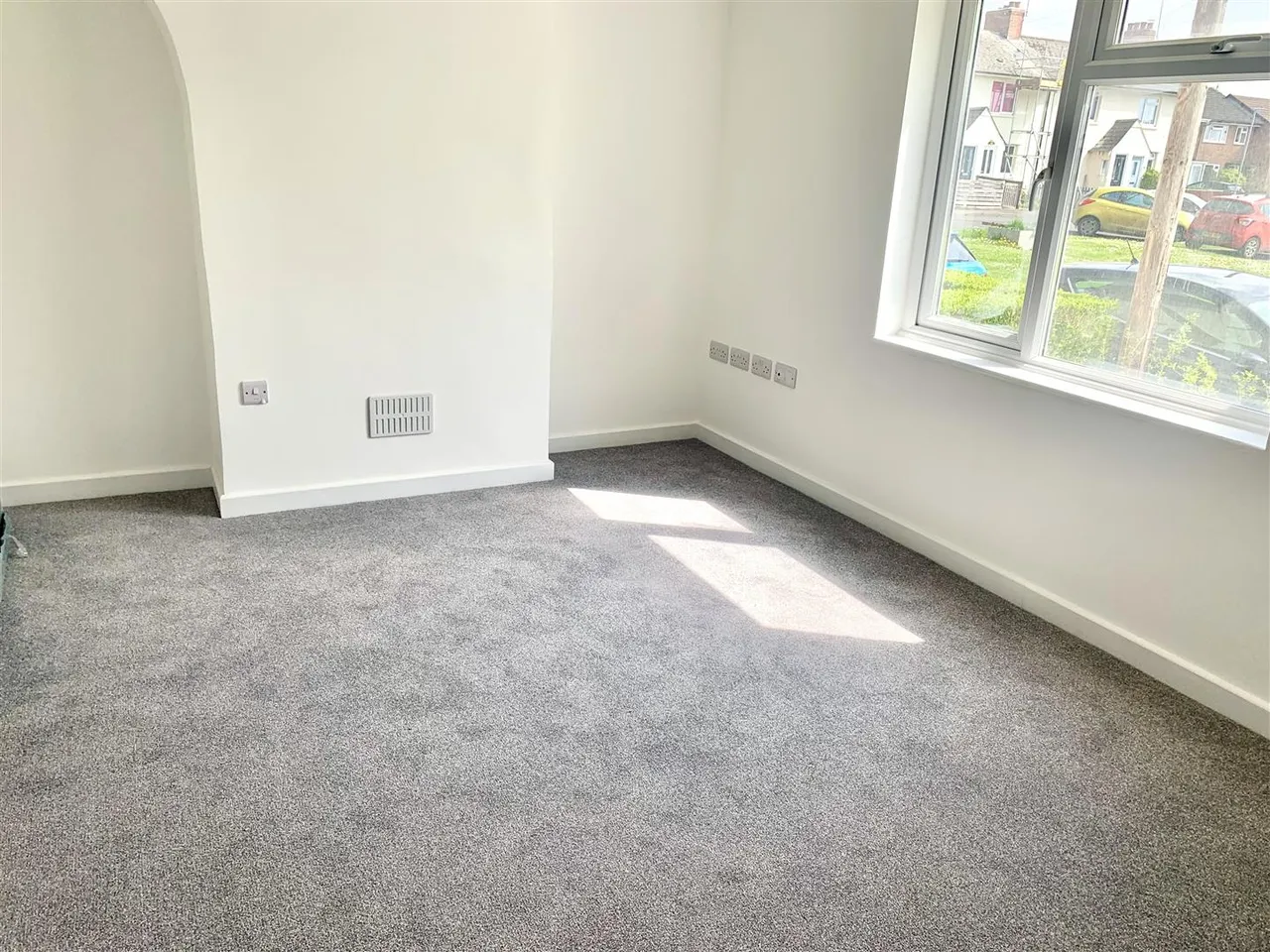 Avon Square, Upavon, SN9, photo 8