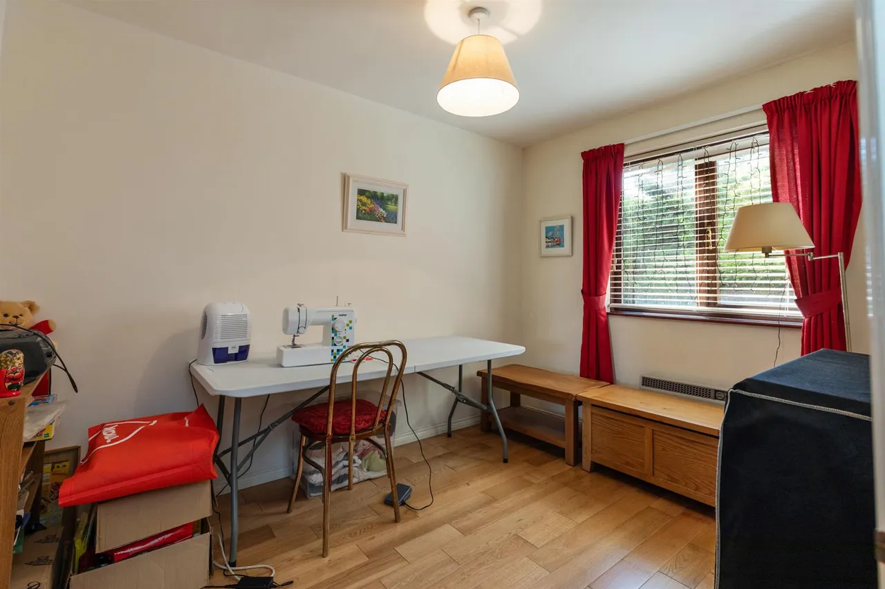 Victoria Court, Belfast, BT4, photo 10