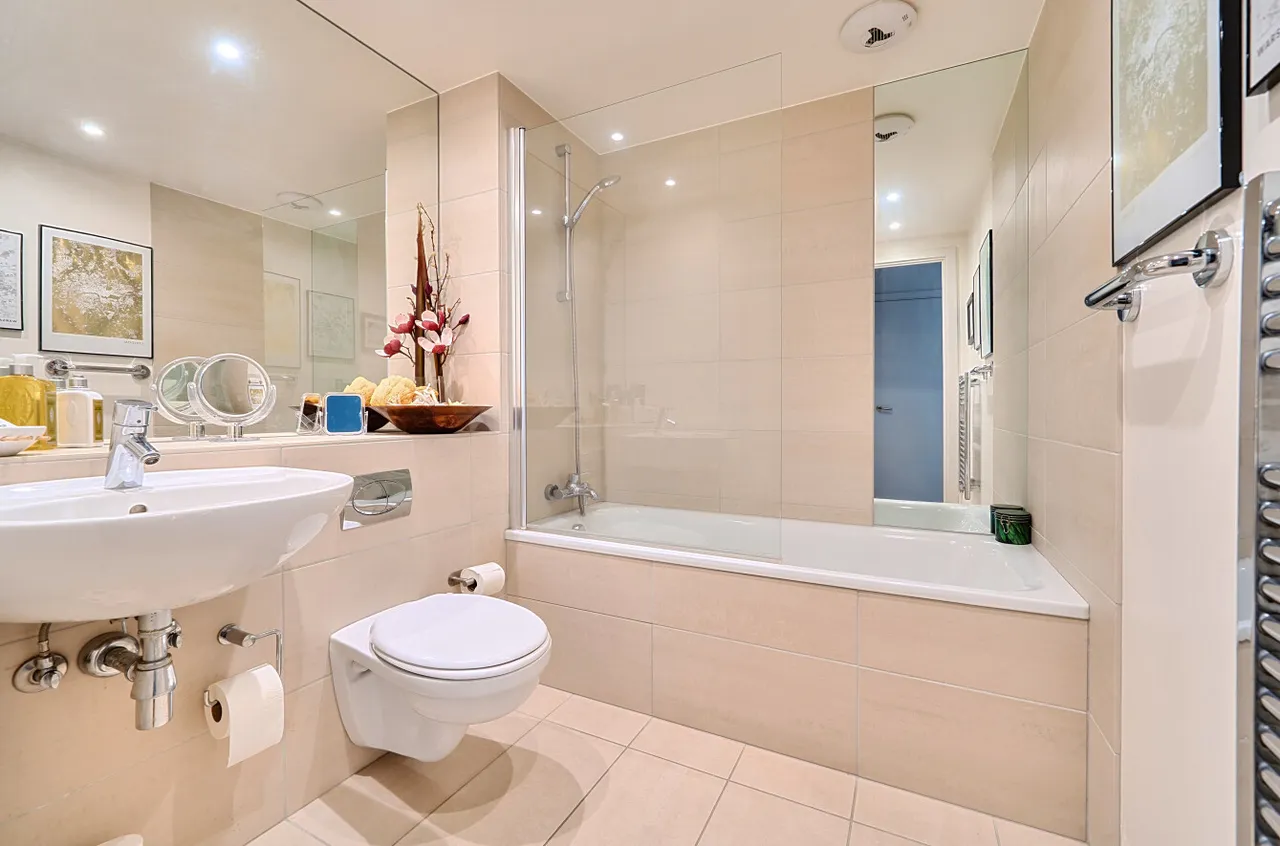 The Heart, Walton On Thames, KT12, photo 9