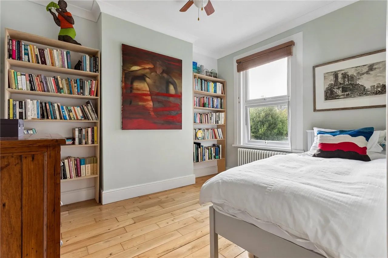 Ashenden Road, London, E5, photo 12